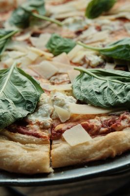 SnapBack Pizzeria by null