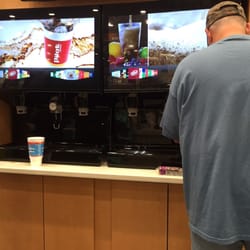 Touch screen fountain machine w/ option for club soda