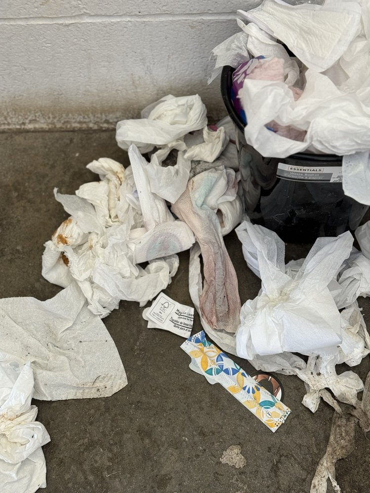 KLINELINE POND Updated October 2024 20 Photos & 18 Reviews 1112 NE 117th St, Vancouver