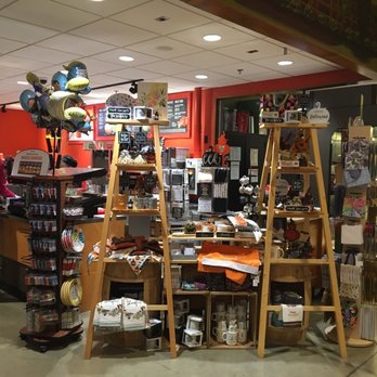 Wegmans - Cutest Halloween display - Grocery Near Me - Henrico, Virginia