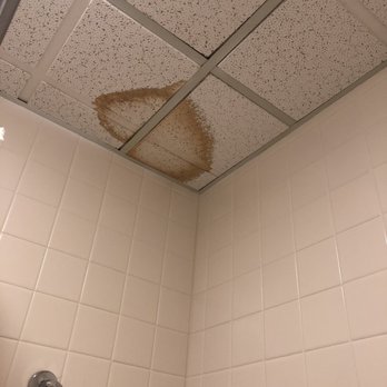Chippenham Hospital - Ceiling stains in the bathroom of my mom's room. - Hospitals Near Me - Richmond, Virginia