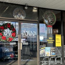 Asian Pacific Oriental Market - Christmas parols