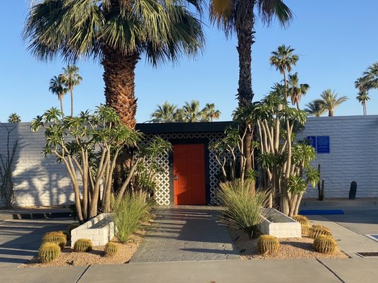 The Weekend, Palm Springs by null