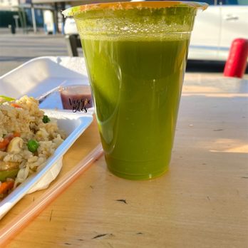 Twin Castle - Green Juice - Coffee & Tea Near Me - North Hollywood, California Twin Castle - Green Juice - Coffee & Tea Near Me - North Hollywood, California