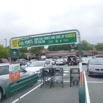 Harris Teeter - Edwards Mill Rd. Raleigh - Grocery Near Me - Raleigh, North Carolina Harris Teeter - Edwards Mill Rd. Raleigh - Grocery Near Me - Raleigh, North Carolina