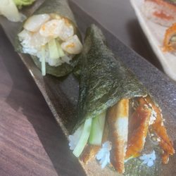 Mauna Sushi - Chopped scallop cone & unagi cone