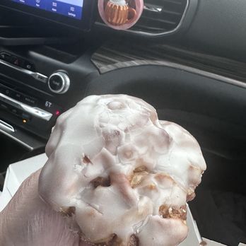 Slovacek's West - Apple muffin - Bakeries Near Me - West, Texas Slovacek's West - Apple muffin - Bakeries Near Me - West, Texas