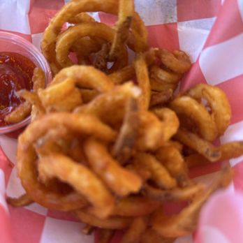 VinnyD's - Curly fries - Gelato Near Me - Chicago, Illinois