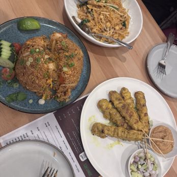 Manon - Thai Near Me - Fullerton, California
