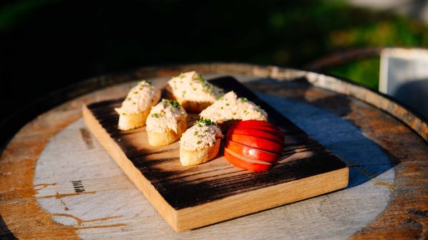 Do Good Spirits by null