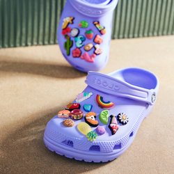 Famous Footwear Outlet