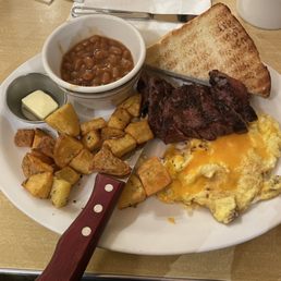 Steak & eggs, with home fries, toast & beans Steak & eggs, with home fries, toast & beans