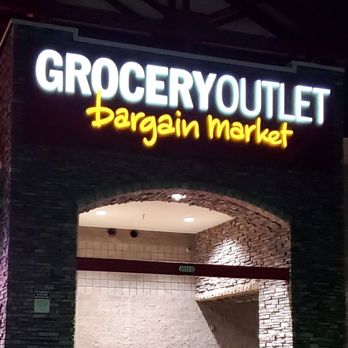 Grocery Outlet - Archway of the storefront for Grocery Outlet, Bargain Market, in Ceres. - Grocery Near Me - Ceres, California