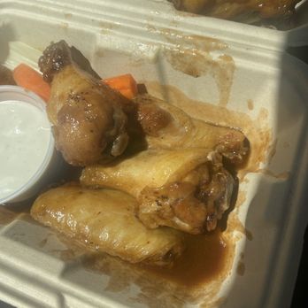 La Linda - Chipotle tamrid wings - New Mexican Cuisine Near Me - San Francisco, California