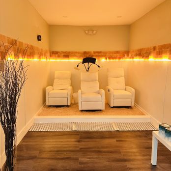 1. Awesome Salt Lounge
