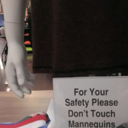Kroger - The mannequins strike back
