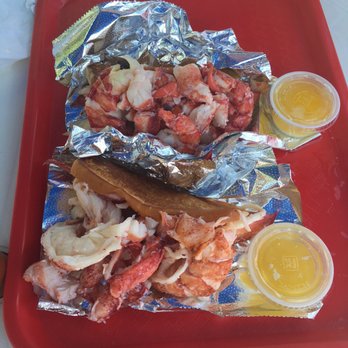 Red's Eats - Succulent lobster that melts in your mouth! - Seafood Near Me - Wiscasset, Maine Red's Eats - Succulent lobster that melts in your mouth! - Seafood Near Me - Wiscasset, Maine