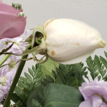 Avas Flowers - Florists Near Me