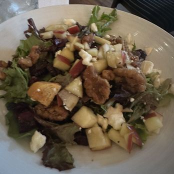 McLoone's Boathouse - Betty salad - good! - New American Near Me - West Orange, New Jersey
