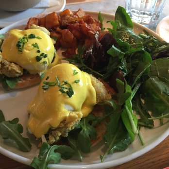 Pearl Diver - Oyster benny with home fries - Seafood Near Me - Toronto, Ontario