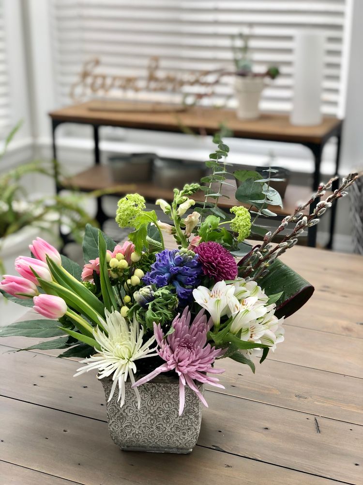 FLOWERS BY MILA Updated October 2024 94 Photos 507 Lougheed Court