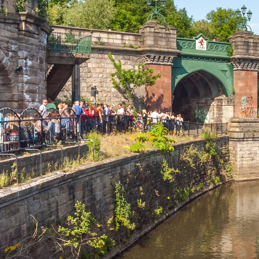Riverside drinking and dining in the sunshine