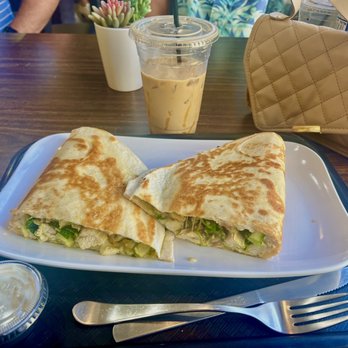 La Fusion Cafe - Chicken Pesto Quesadilla - Cafes Near Me - Saint Paul, Minnesota La Fusion Cafe - Chicken Pesto Quesadilla - Cafes Near Me - Saint Paul, Minnesota