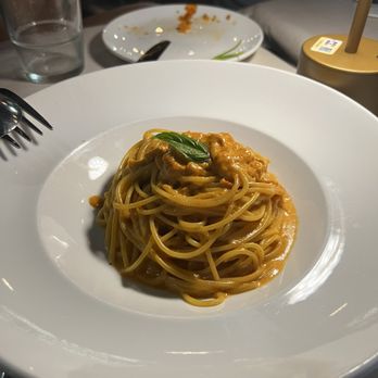 Arancino di Mare - Spaghetti Ai Ricci Di Mare - Italian Near Me - Honolulu, Hawaii
