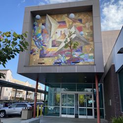 Monterey Park Bruggemeyer Library