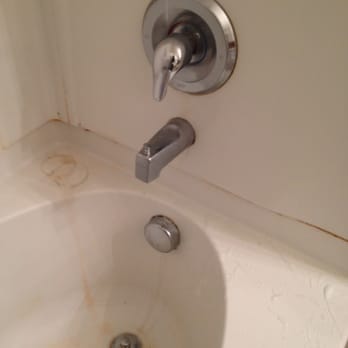 Affordable Cleaning Services - Bathtub before - Home Cleaning Near Me - Gainesville, Virginia