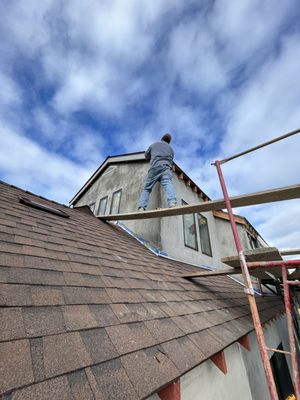 Ricks Raingutter Service Logo