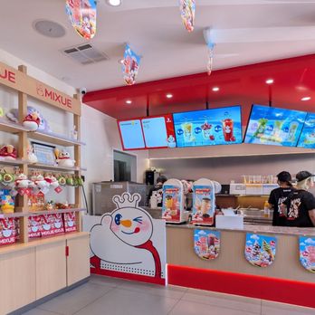 Mixue - Interior decor - Bubble Tea Near Me - Irvine, California Mixue - Interior decor - Bubble Tea Near Me - Irvine, California