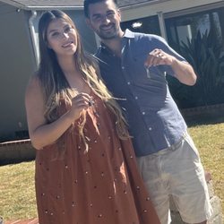 Douglas Lee Real Estate - Receiving our new house keys!