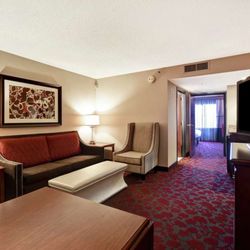 Embassy Suites by Hilton Dulles Airport - Guest room amenity