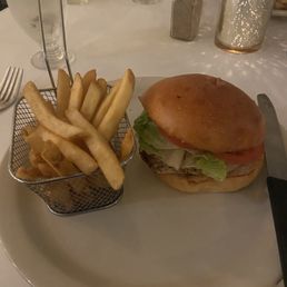 Lake Street Chicken Sandwich