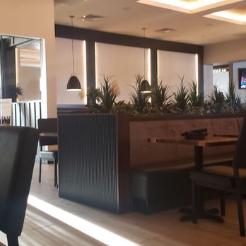 Char Blu - Inside - American Near Me - Champlin, Minnesota