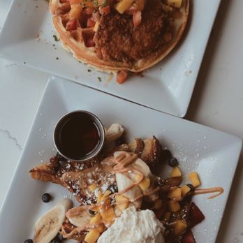 Bru's Wiffle - Bru's Toast Festive Chicken - Breakfast & Brunch Near Me - Santa Monica, California Bru's Wiffle - Bru's Toast Festive Chicken - Breakfast & Brunch Near Me - Santa Monica, California