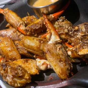 Dantanna's - Crab Fingers Only - Sports Bars Near Me - Atlanta, Georgia Dantanna's - Crab Fingers Only - Sports Bars Near Me - Atlanta, Georgia