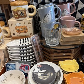 Fog Cats - Cat ceramic mugs and plates - Gift Shops Near Me - San Francisco, California