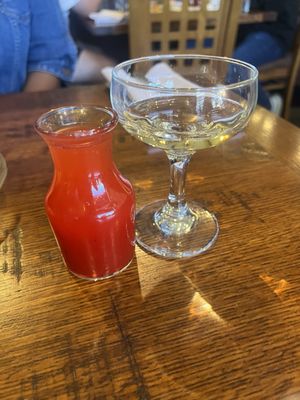 Merchant & Main Grill & Bar by null