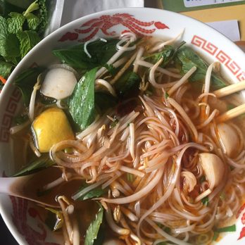 Pho Viet - Lg pho with fishballs - Vietnamese Near Me - Honolulu, Hawaii Pho Viet - Lg pho with fishballs - Vietnamese Near Me - Honolulu, Hawaii