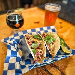 Voyageur Brewing Company - Thai chicken tacos