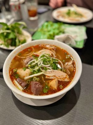 Tay Ho by null