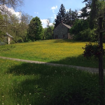Ridley Creek State Park - Cottage - Hiking Near Me - Media, Pennsylvania