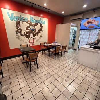 Venice Noodles - Standing at the entrance - Noodles Near Me - Los Angeles, California Venice Noodles - Standing at the entrance - Noodles Near Me - Los Angeles, California