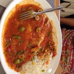 Garden's Restaurant - Filete de pescado a la Veracruzana.