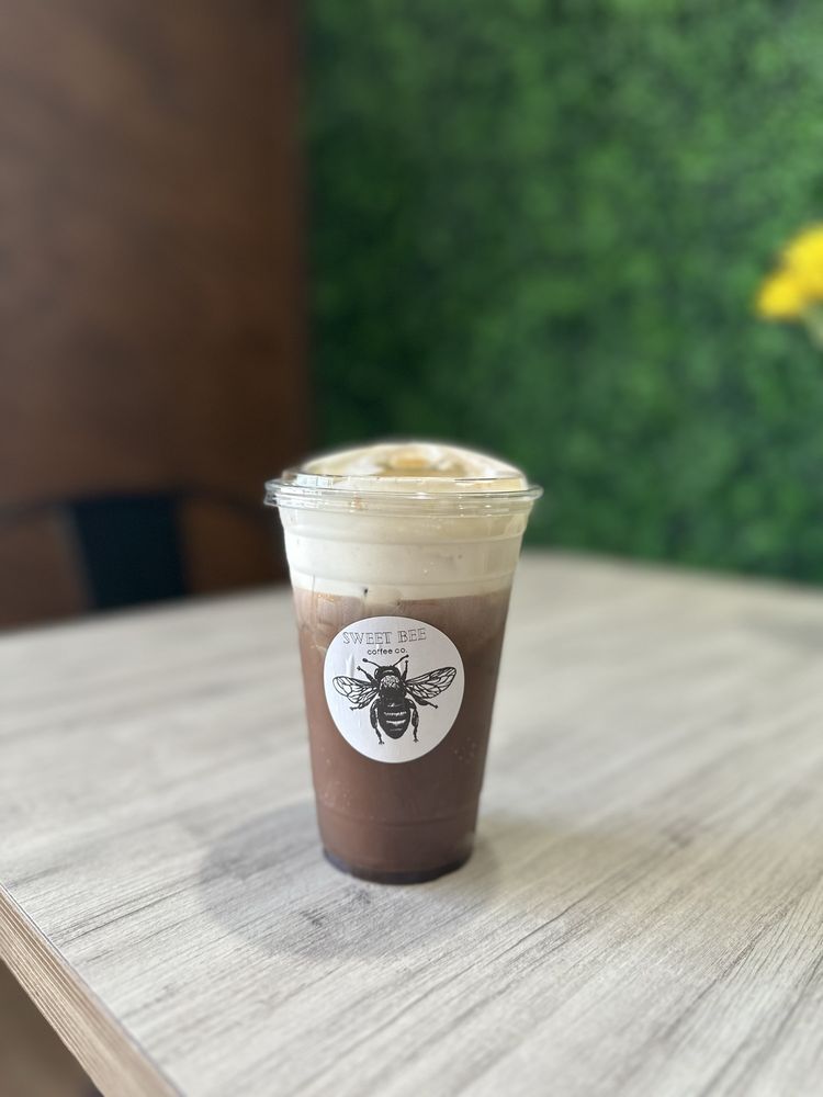 Sweet Bee Coffee Logo