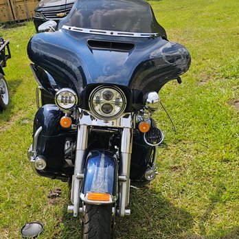 Smith's Towing & Recovery - My Harley just sitting out in the yard - Towing Near Me Smith's Towing & Recovery - My Harley just sitting out in the yard - Towing Near Me