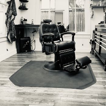 Rustic Iron Mens Grooming - Men's Hair Salons Near Me - New Braunfels, Texas Rustic Iron Mens Grooming - Men's Hair Salons Near Me - New Braunfels, Texas