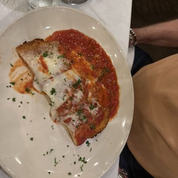 Giannis Italian Restaurant - Chicken parmigiana - Italian Near Me - Pompano Beach, Florida